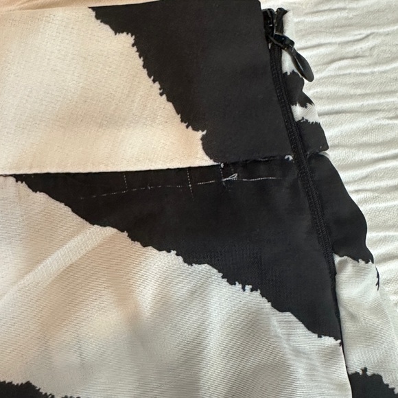 Pretty‎ Little Thing Zebra Pants - Picture 11 of 11